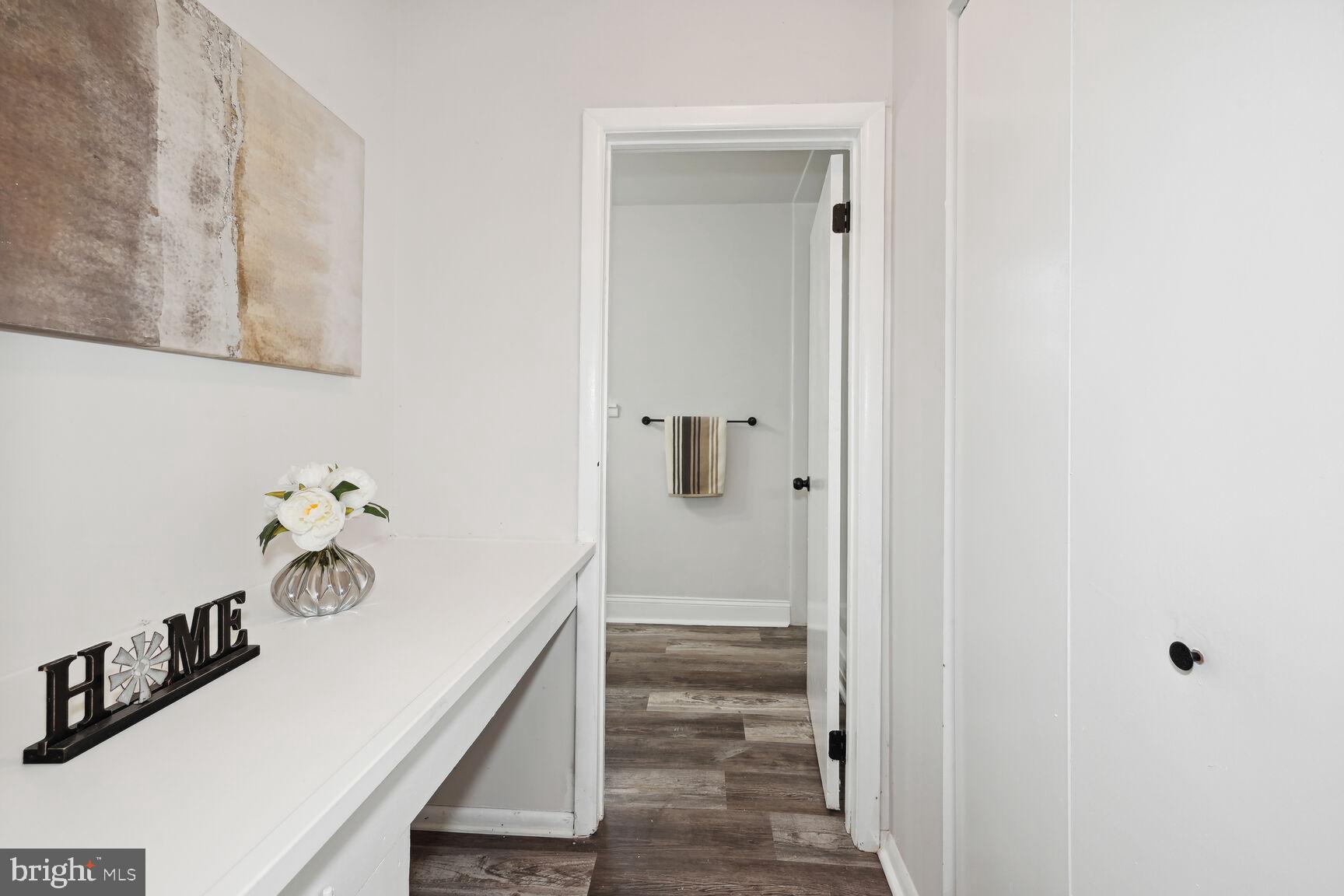 25 Estates Court Pine Hill, NJ 08021 - Photo 18 of 23 Dressing Area