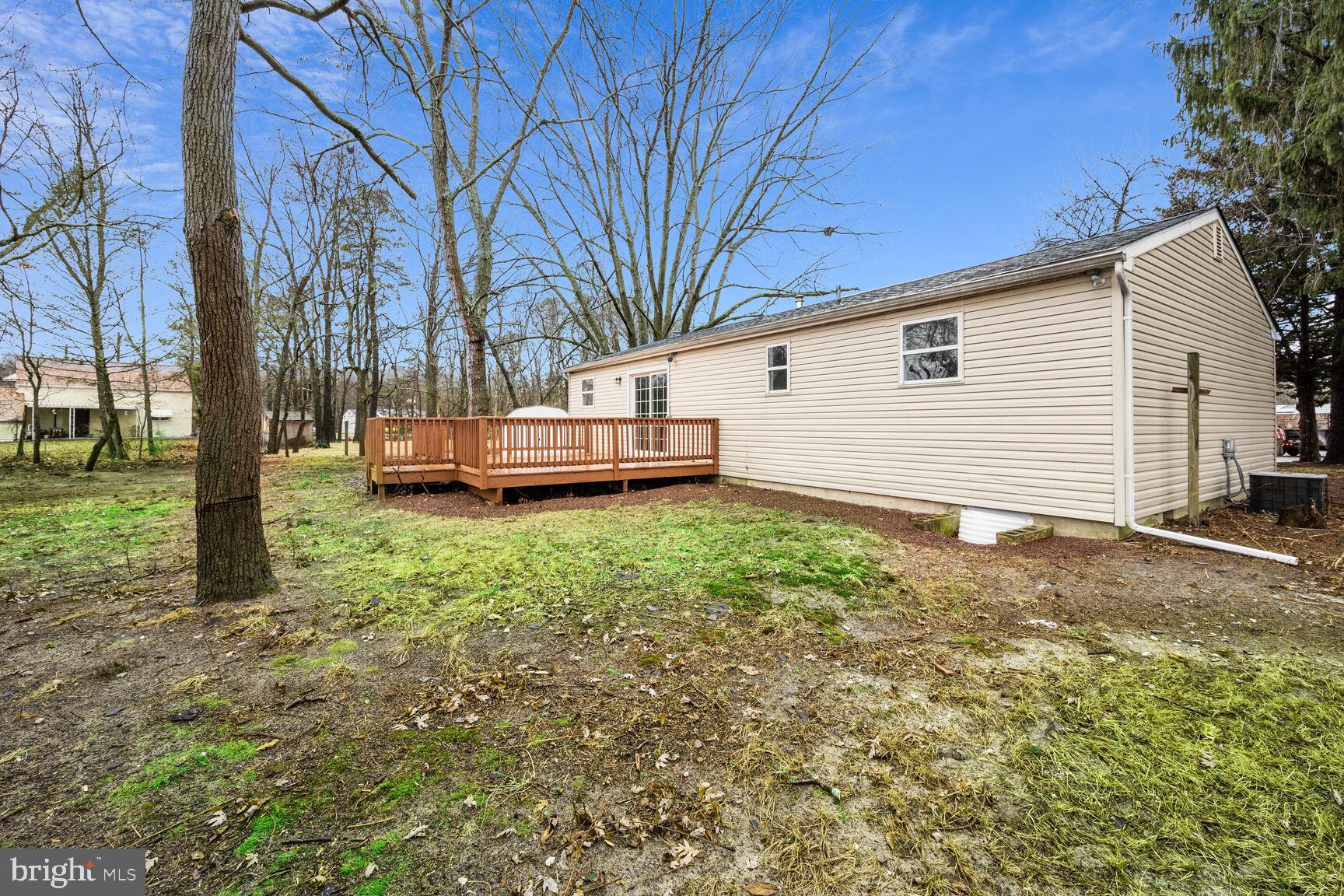 25 Estates Court Pine Hill, NJ 08021 - Photo 22 of 23 Exterior Back