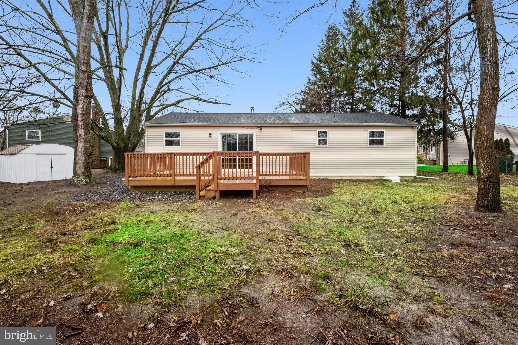 25 Estates Court Pine Hill, NJ 08021 - Photo 23 of 23 Exterior Back/Deck