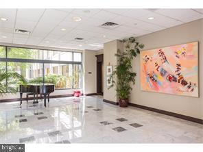 2001 Hamilton Street, Unit 2005 Philadelphia, PA 19130 - Photo 5 of 5