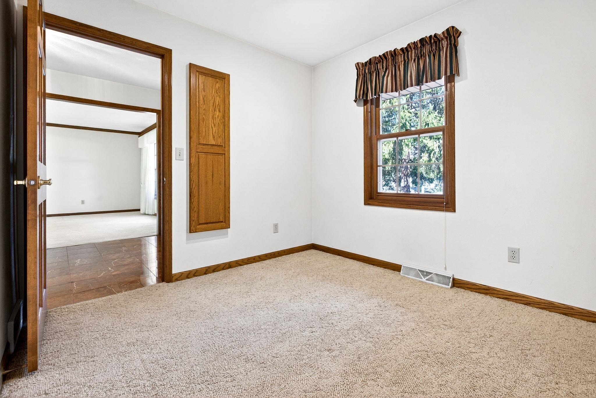 951 East Foxmoor Lane Appleton, WI 54911 - Photo 21 of 48