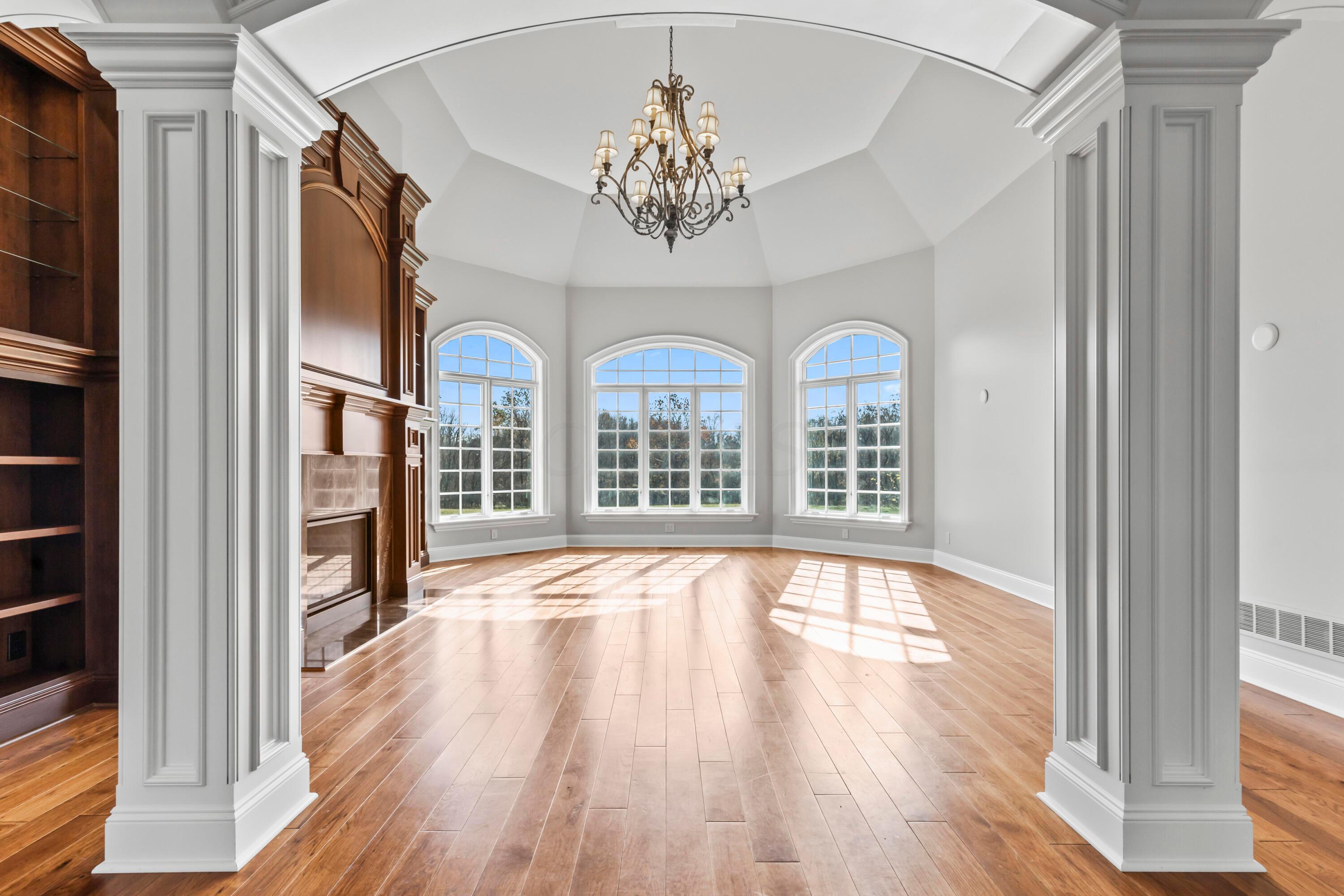 8850 Trimmer Road Centerburg, OH 43011 - Photo 16 of 99 17. Great Room