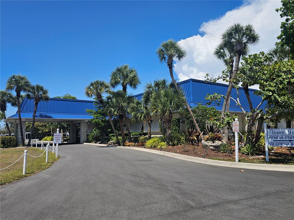 110 Roma Road Venice, FL 34285 - Photo 30 of 45 a view of a street with houses on both side