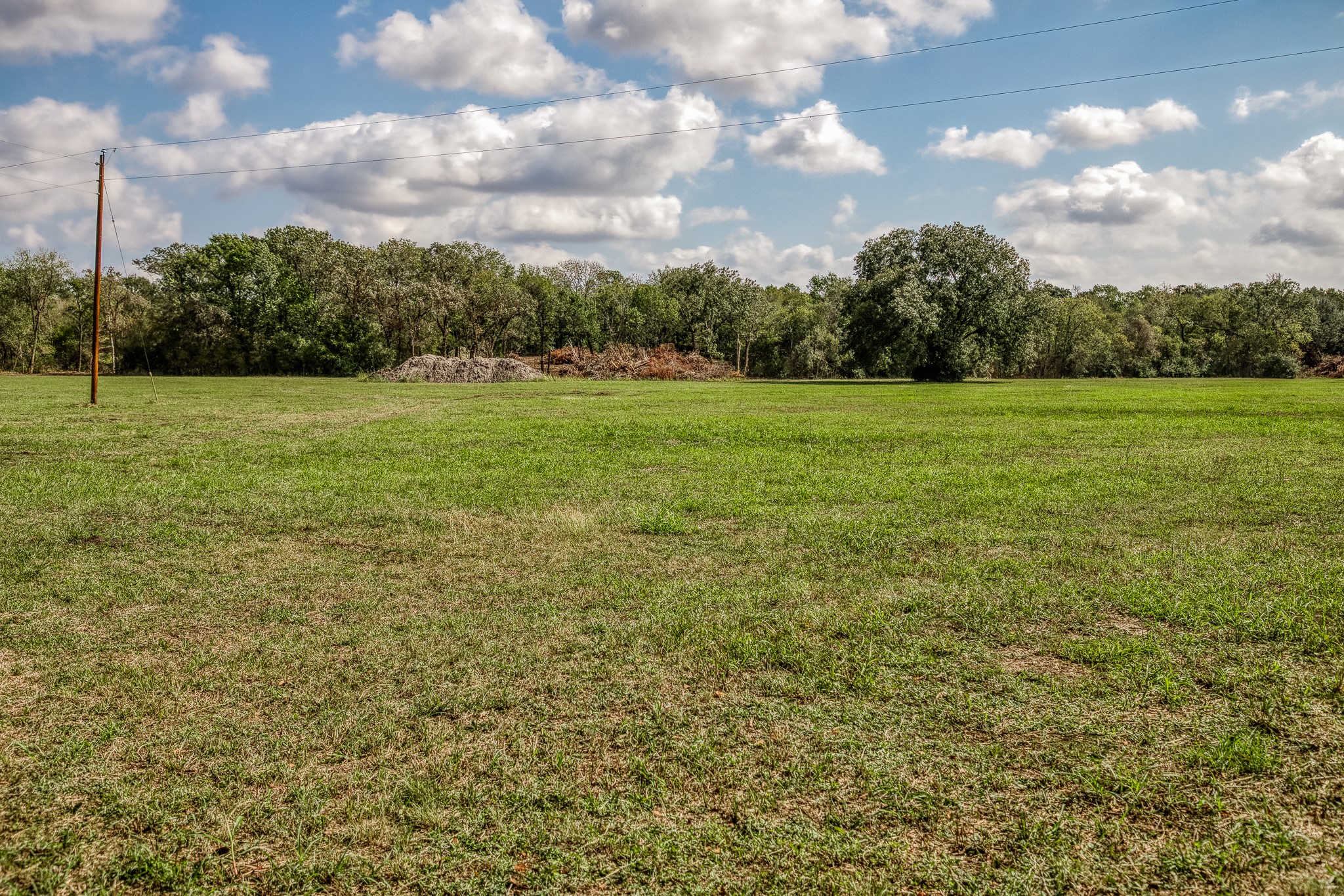 5 Sun Oil Road Brenham, TX 77833 - Photo 21 of 28 a view of outdoor space and yard