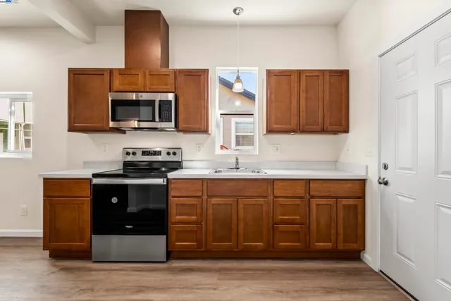 $1,099,999 | 3411 Adeline Street, Oakland, CA 94608