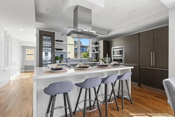 $3,550,000 | 215 2nd Street, Unit 101, Encinitas, CA 92024