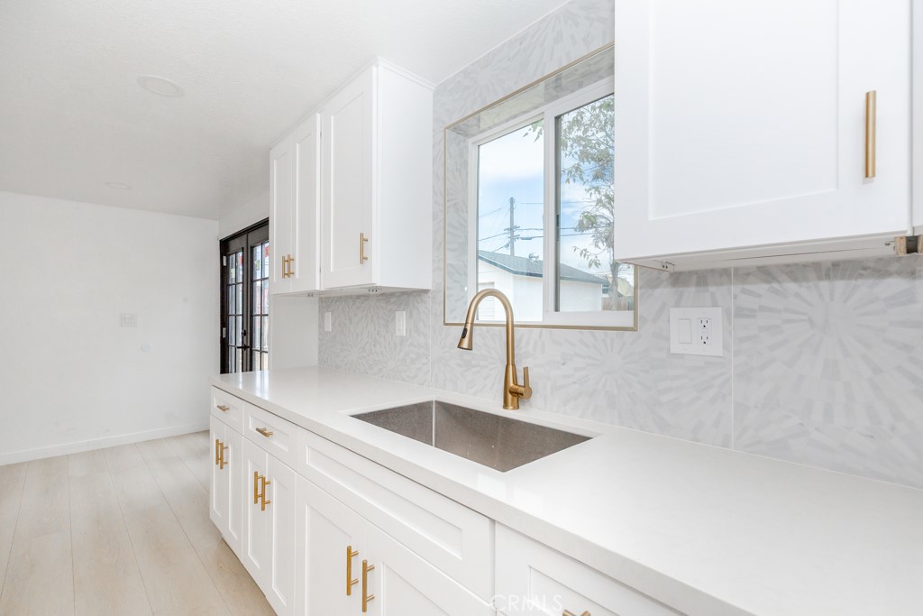 1935 Spring Garden Street Riverside, CA 92507 - Photo 11 of 38 Kitchen