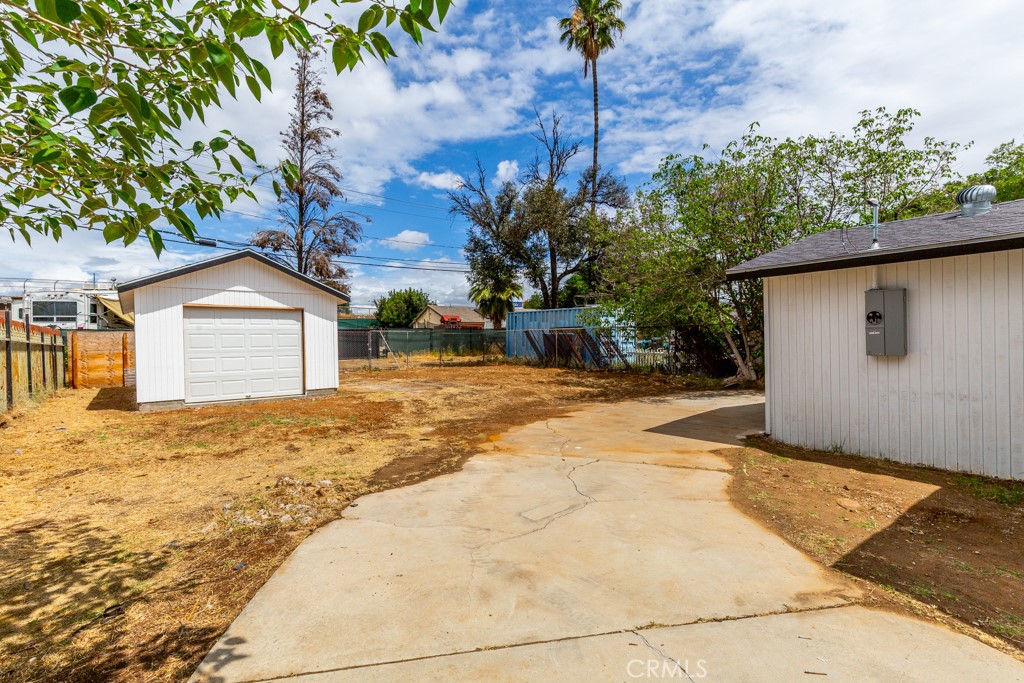 1935 Spring Garden Street Riverside, CA 92507 - Photo 30 of 38