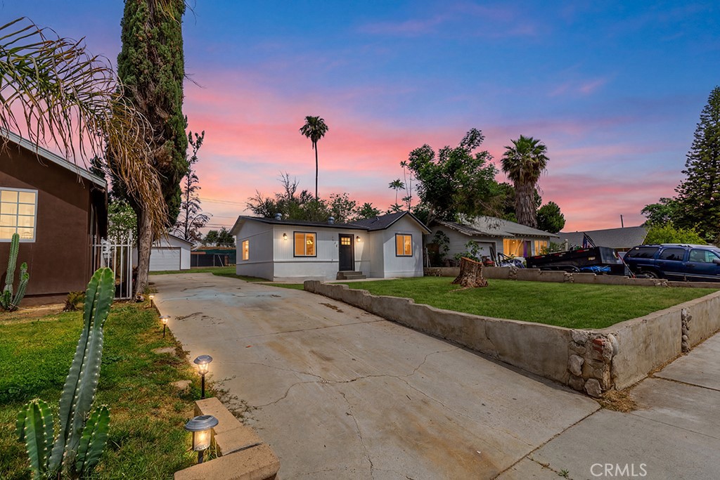 1935 Spring Garden Street Riverside, CA 92507 - Photo 38 of 38 Photo has been digitally enhanced to show what the front yard would look like with grass. It is currently dirt.
