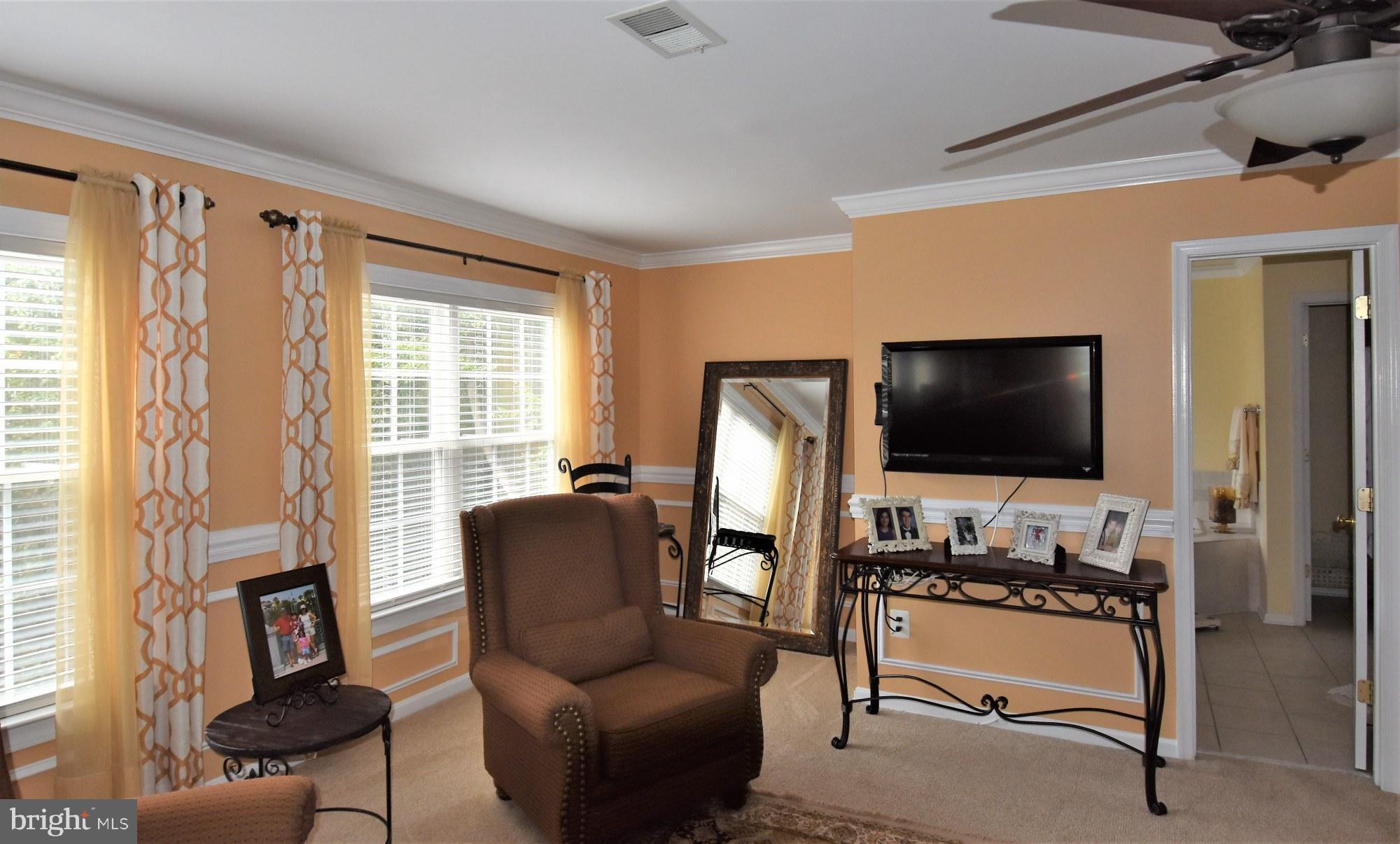 2420 Powderhorn Way Crofton, MD 21114 - Photo 35 of 85 Sitting Area