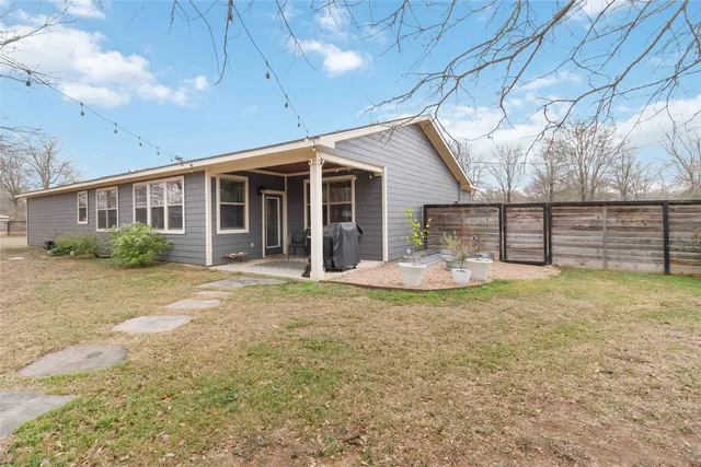 $699,000 | 152 Keawakapu Drive, Bastrop, TX 78602