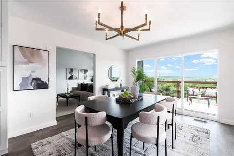 $1,099,000 | 5203 Cueva Drive, Austin, TX 78738