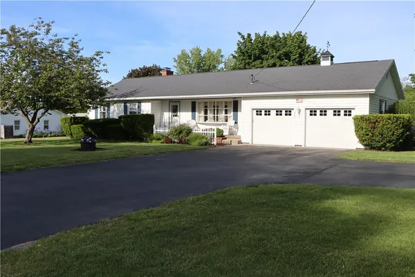 $234,900 | 6856 Maple Avenue, Sodus, NY 14551