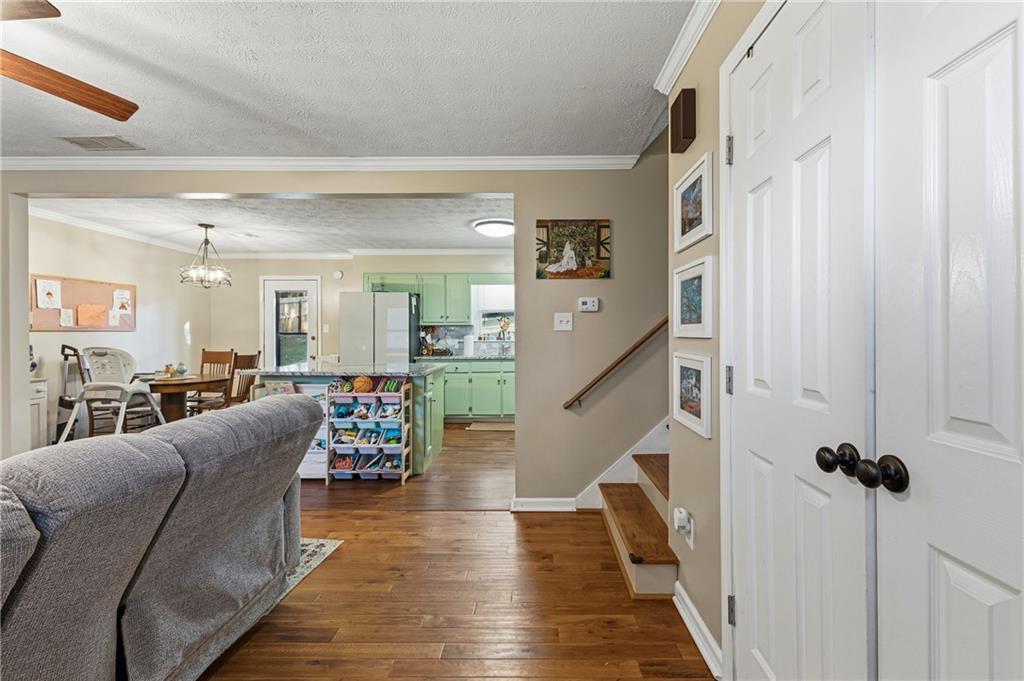 1682 Bennett Road Grayson, GA 30017 - Photo 5 of 27