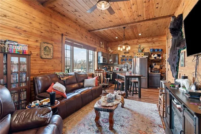 $475,000 | 15812 Cr 151 N/a Carrollton Mo 64633 N/a, Carrollton, MO 64633