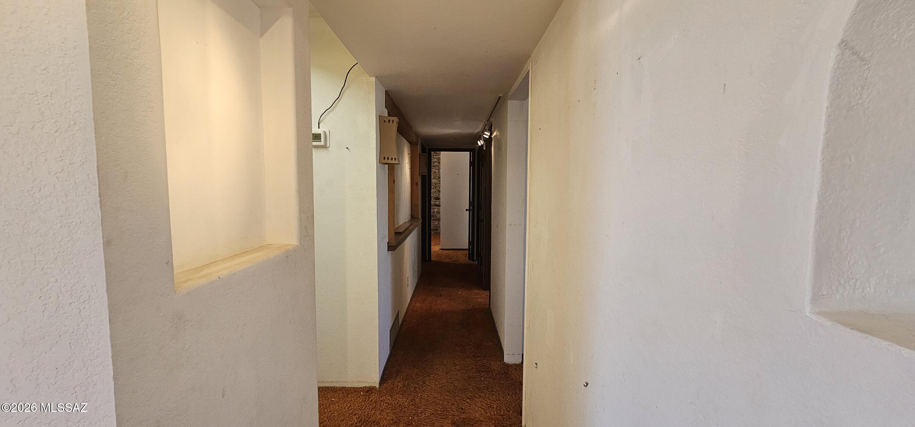4441 North Sanders Road Tucson, AZ 85743 - Photo 15 of 40 Hallway
