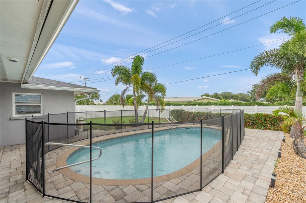 3405 South Lockwood Ridge Road Sarasota, FL 34239 - Photo 40 of 43