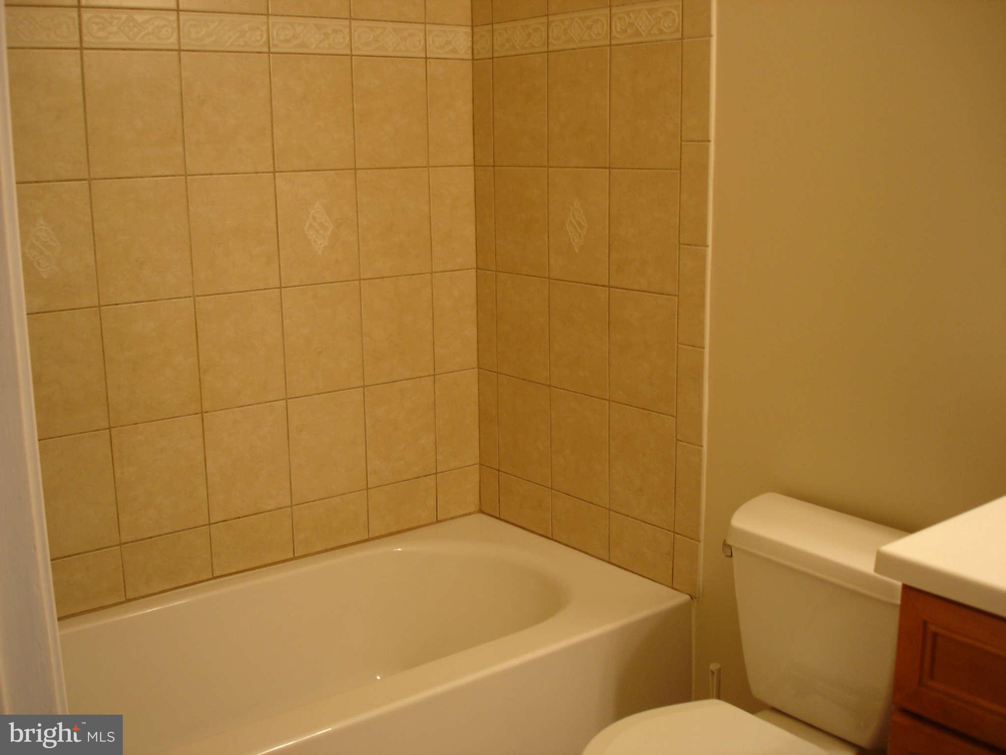 5415 Canonbury Road Rosedale, MD 21237 - Photo 5 of 8 Bath