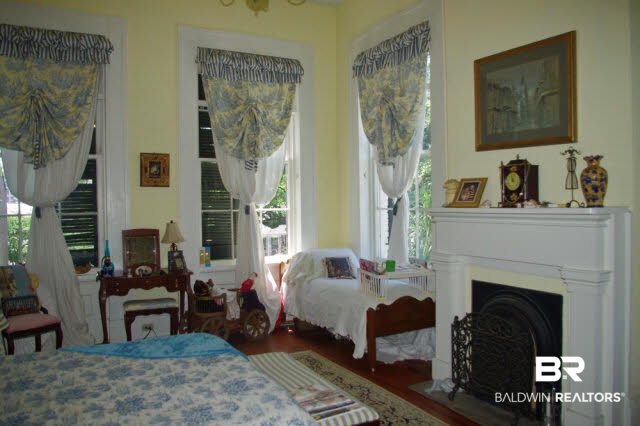 250 St Anthony Street Mobile, AL 36603 - Photo 17 of 35