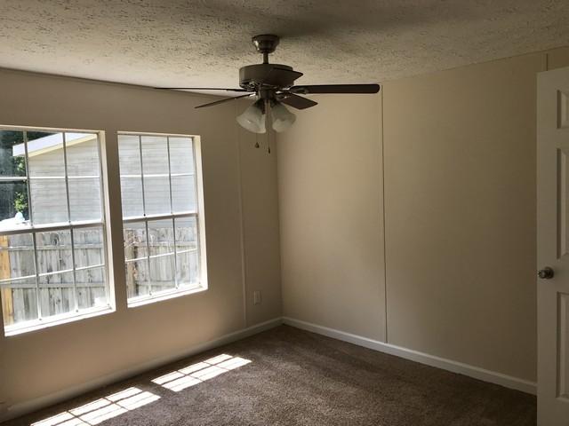 136 Grapevine Road Summerville, SC 29483 - Photo 6 of 11 IMG_1504