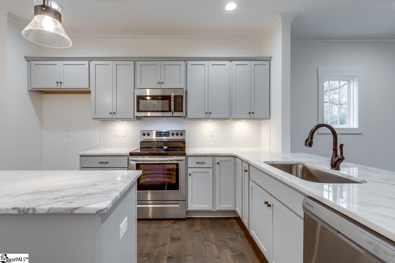 12 Hall Street Greenville, SC 29607 - Photo 7 of 23 Gallery Image 7