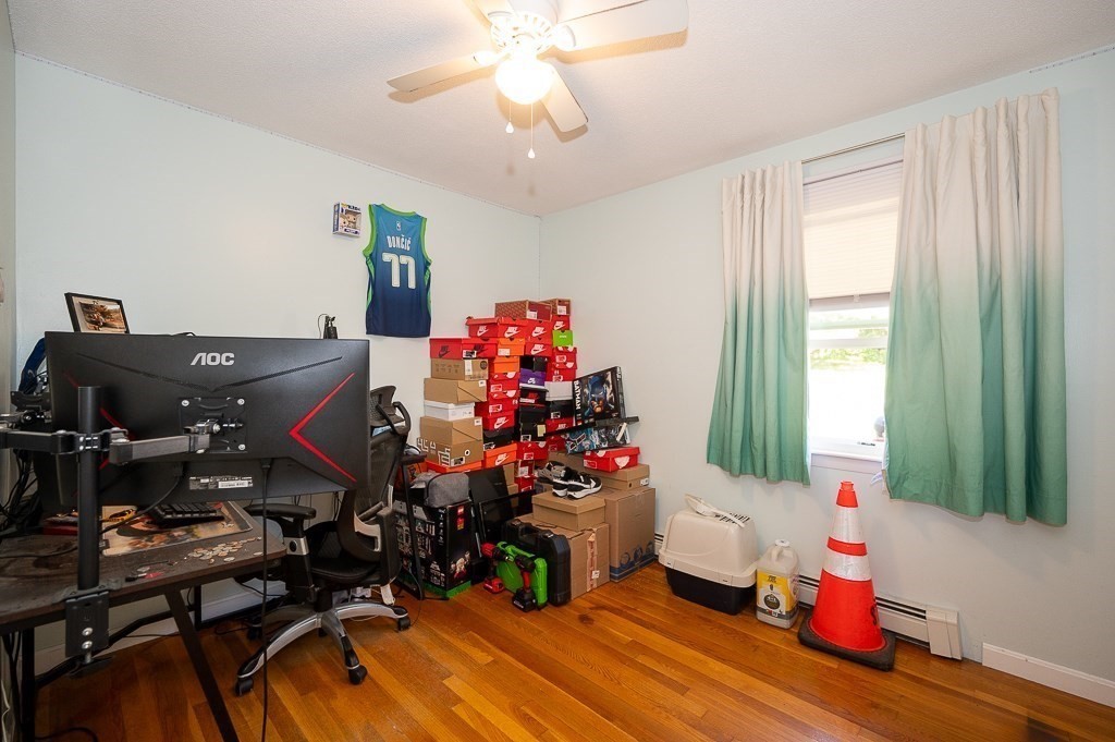 142 Euclid Street Gardner, MA 01440 - Photo 12 of 24