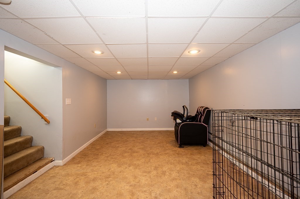 142 Euclid Street Gardner, MA 01440 - Photo 16 of 24