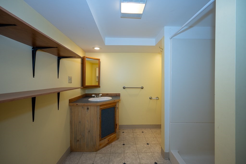 142 Euclid Street Gardner, MA 01440 - Photo 18 of 24