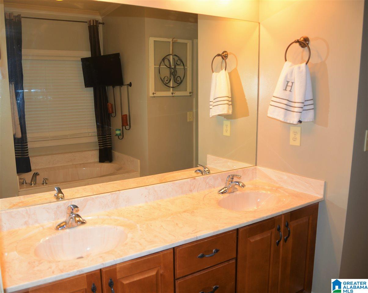 1068 Stoneykirk Road Pelham, AL 35124 - Photo 24 of 35