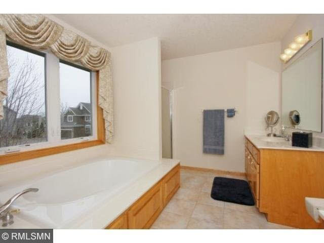 6349 Ranchview Lane North Maple Grove, MN 55311 - Photo 9 of 16