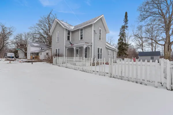 $125,000 | 2582 East Montgomery Road, Hillsdale, MI 49242