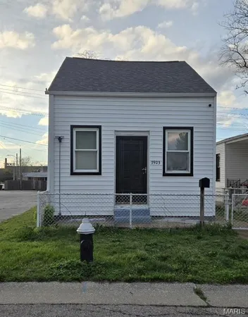 $99,000 | 7923 Water Street, St. Louis, MO 63111
