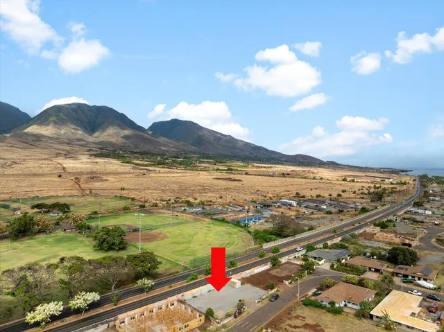 $900,000 | 418 Waine'e Street, Lahaina, HI 96761
