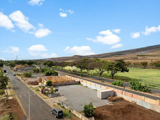 $900,000 | 418 Waine'e Street, Lahaina, HI 96761