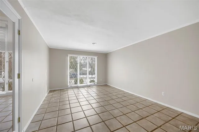 $359,900 | 569 Highland Ridge Drive, Ballwin, MO 63011