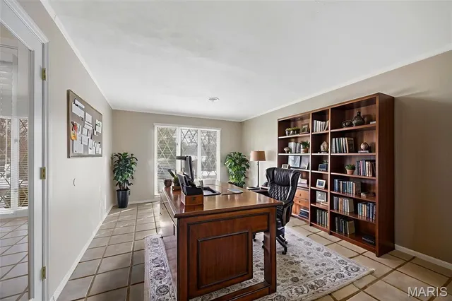 $359,900 | 569 Highland Ridge Drive, Ballwin, MO 63011