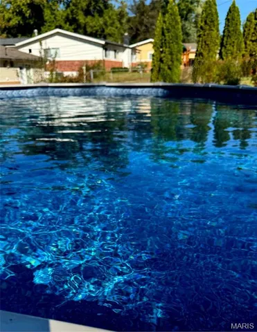 $359,900 | 569 Highland Ridge Drive, Ballwin, MO 63011