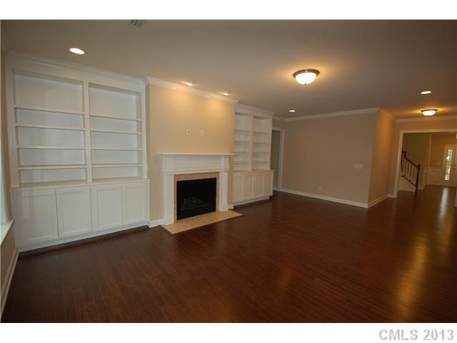 7921 Alexander Road, Unit 2 Charlotte, NC 28270 - Photo 8 of 11 Gallery Image 8