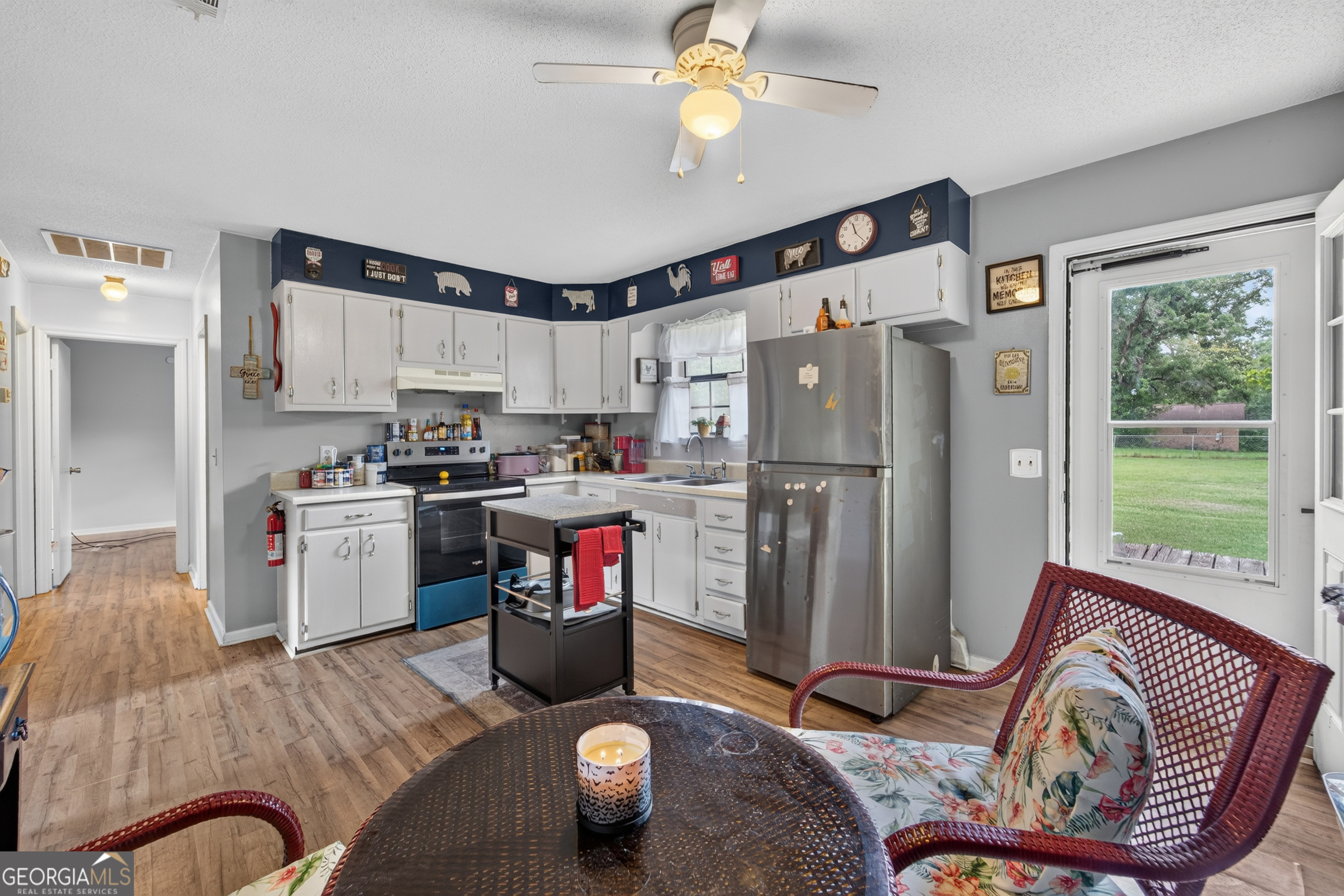 137 Timber Lane Waycross, GA 31503 - Photo 5 of 25