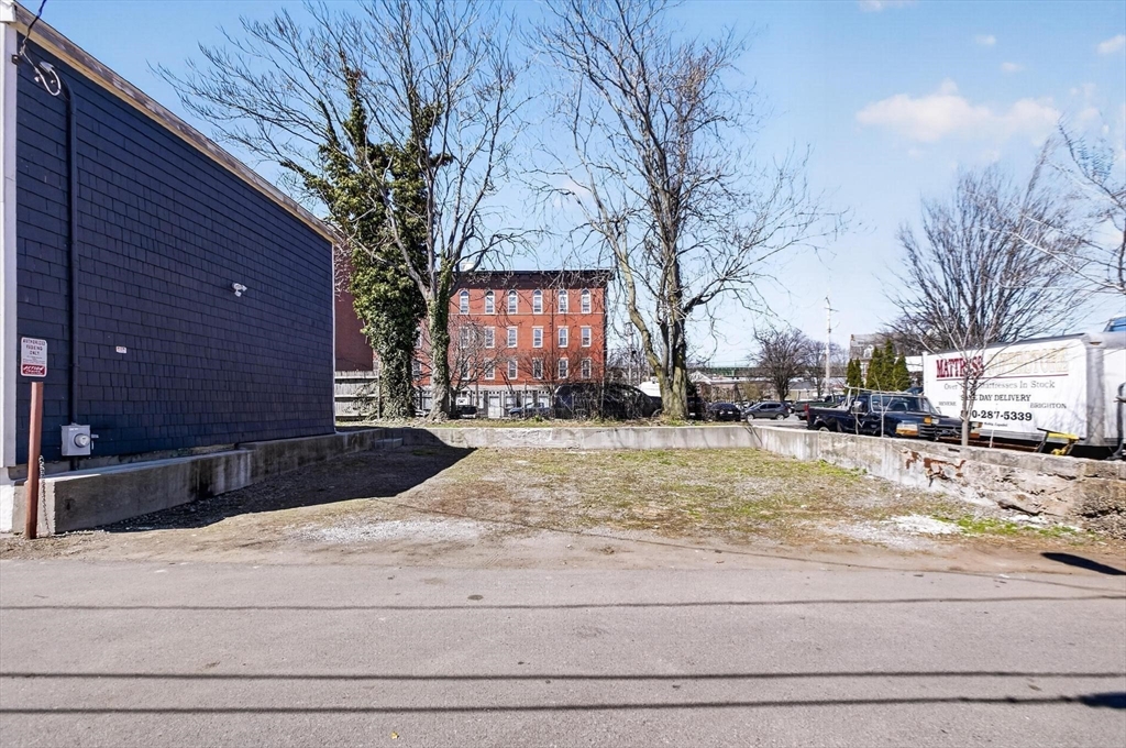 50 Division Street Chelsea, MA 02150 - Photo 8 of 41