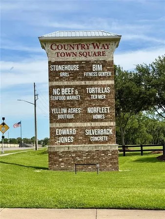 $270,000 | 24407 Southwest 17th Lane, Newberry, FL 32669