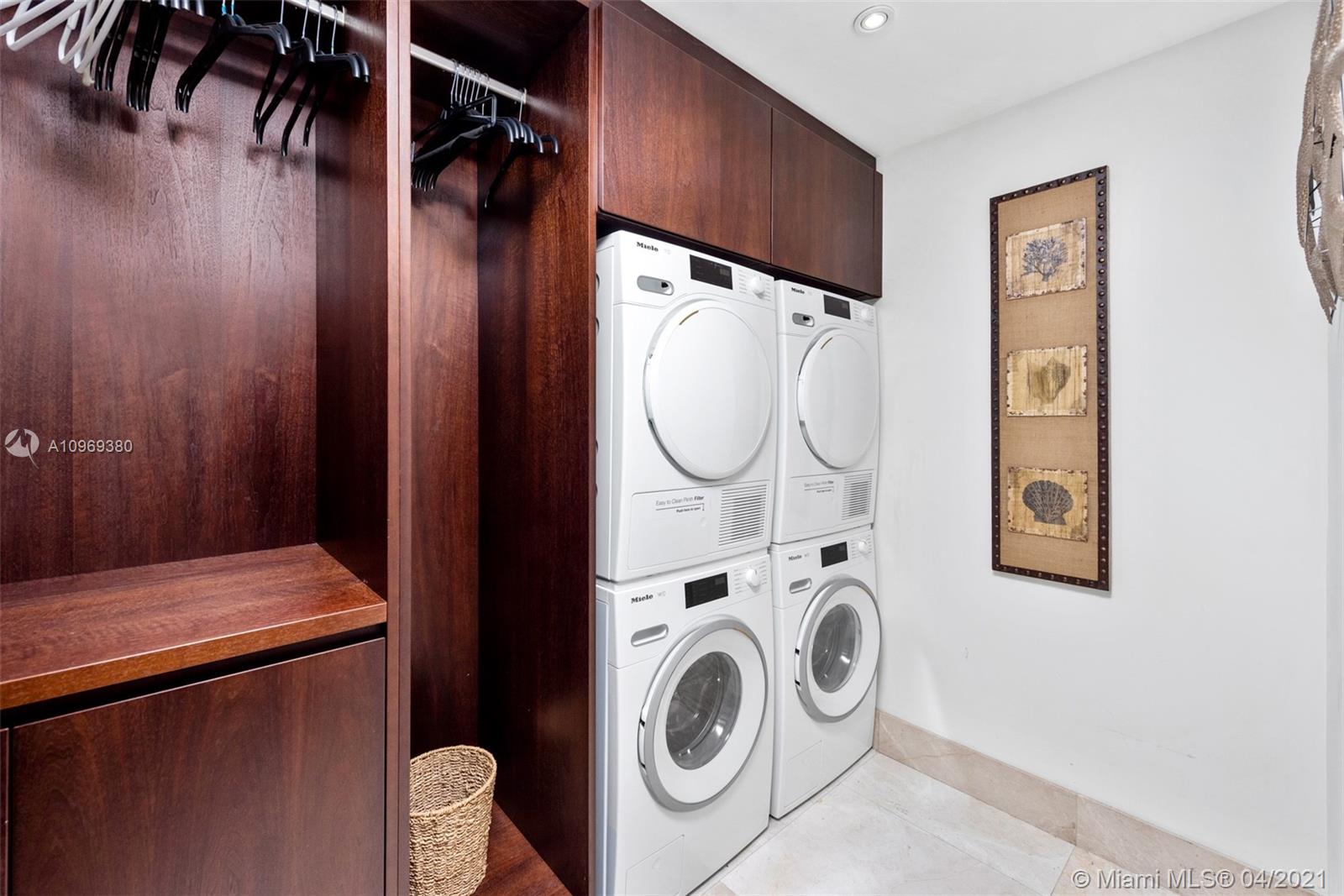 5875 Collins Avenue, Unit 1801/1802 Miami Beach, FL 33140 - Photo 38 of 71