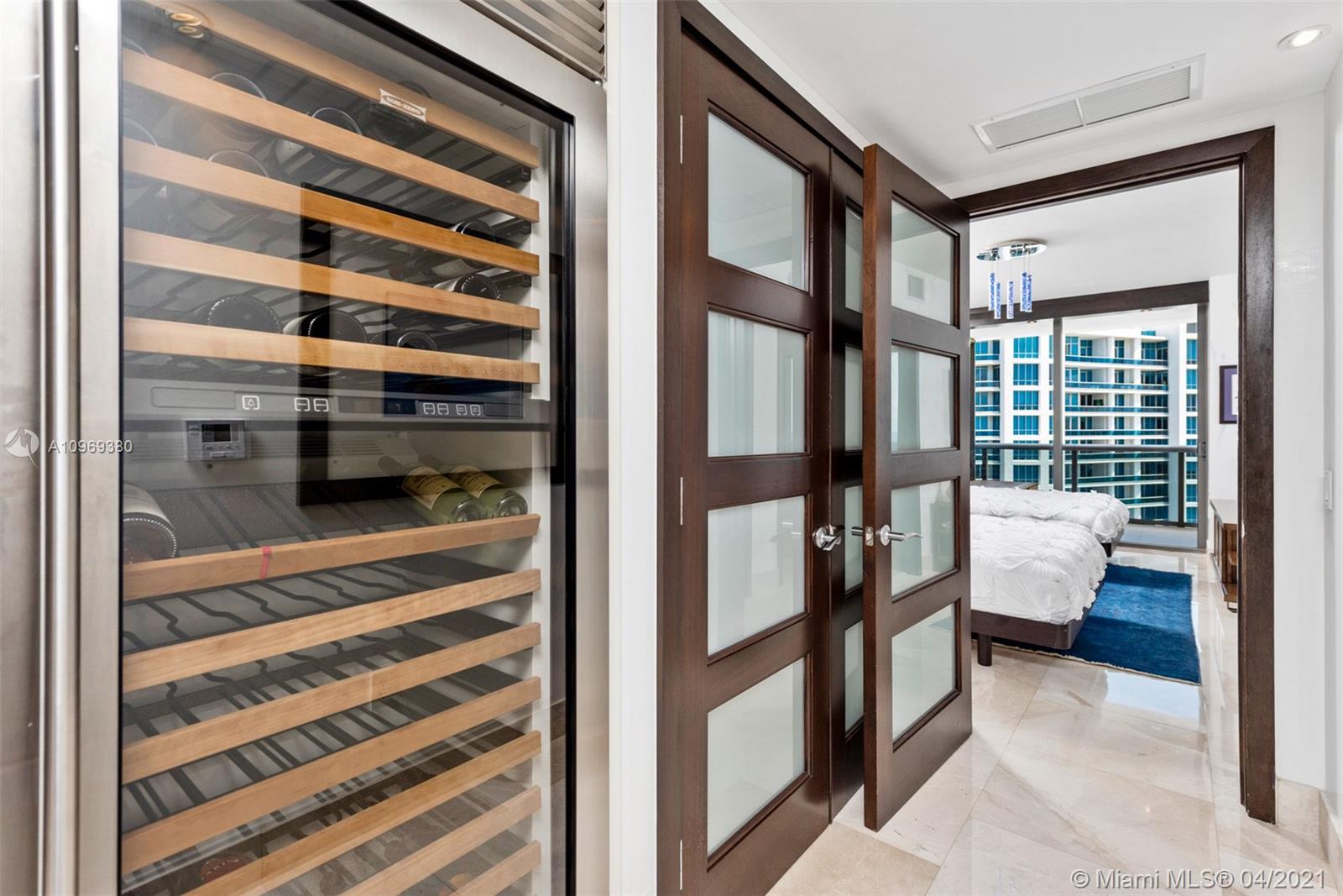 5875 Collins Avenue, Unit 1801/1802 Miami Beach, FL 33140 - Photo 39 of 71