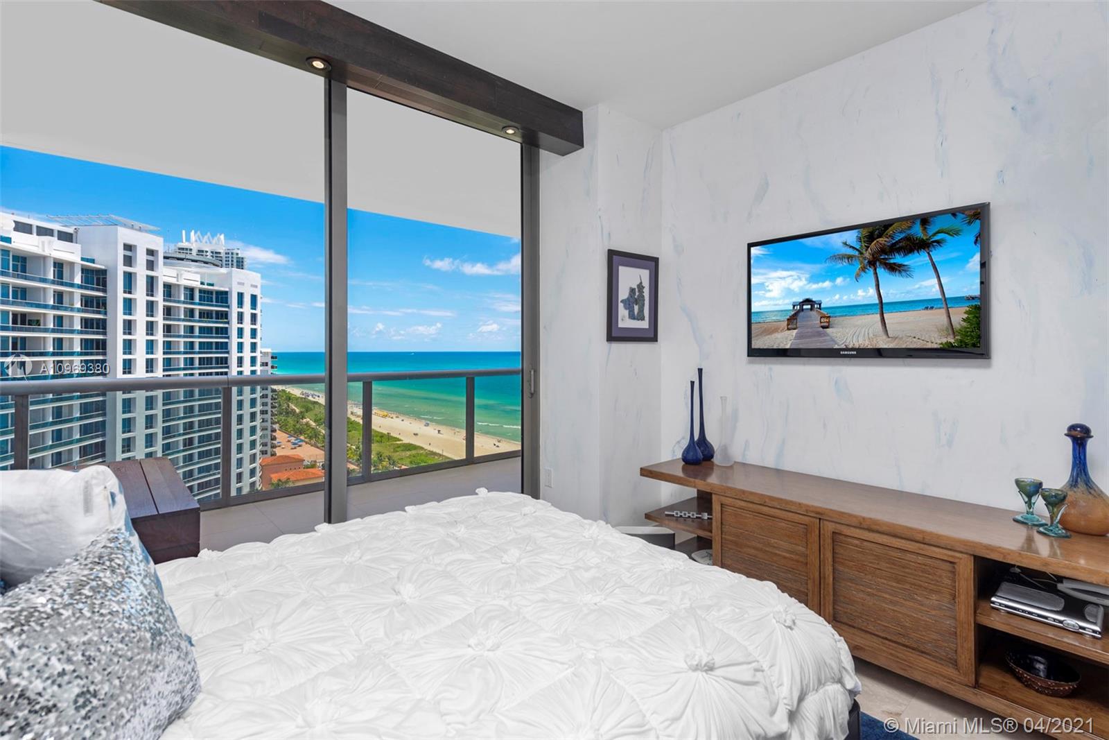5875 Collins Avenue, Unit 1801/1802 Miami Beach, FL 33140 - Photo 41 of 71