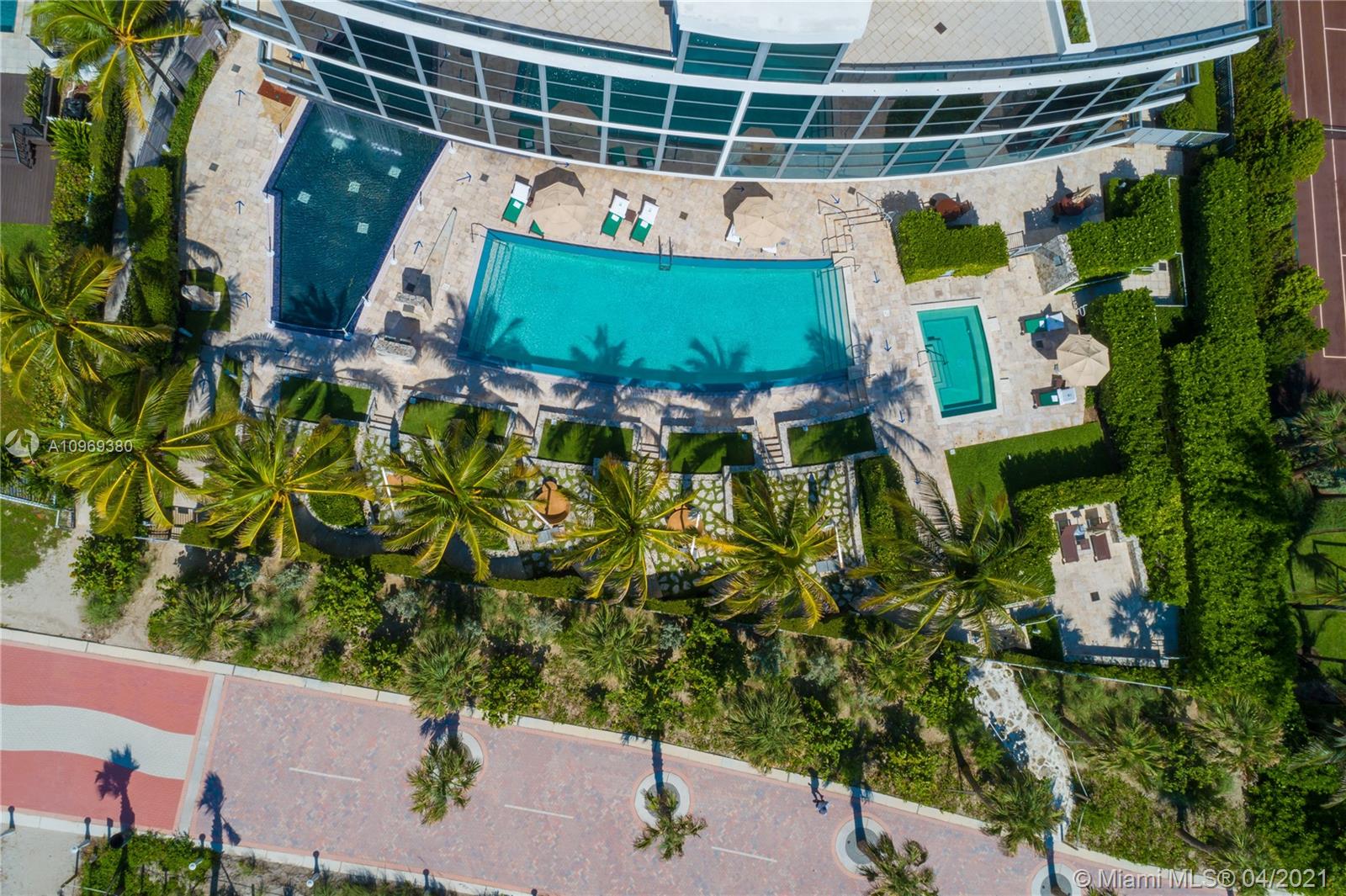5875 Collins Avenue, Unit 1801/1802 Miami Beach, FL 33140 - Photo 56 of 71