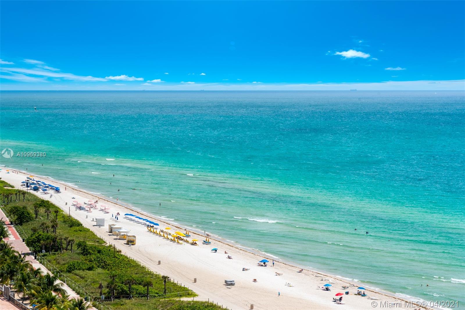 5875 Collins Avenue, Unit 1801/1802 Miami Beach, FL 33140 - Photo 67 of 71