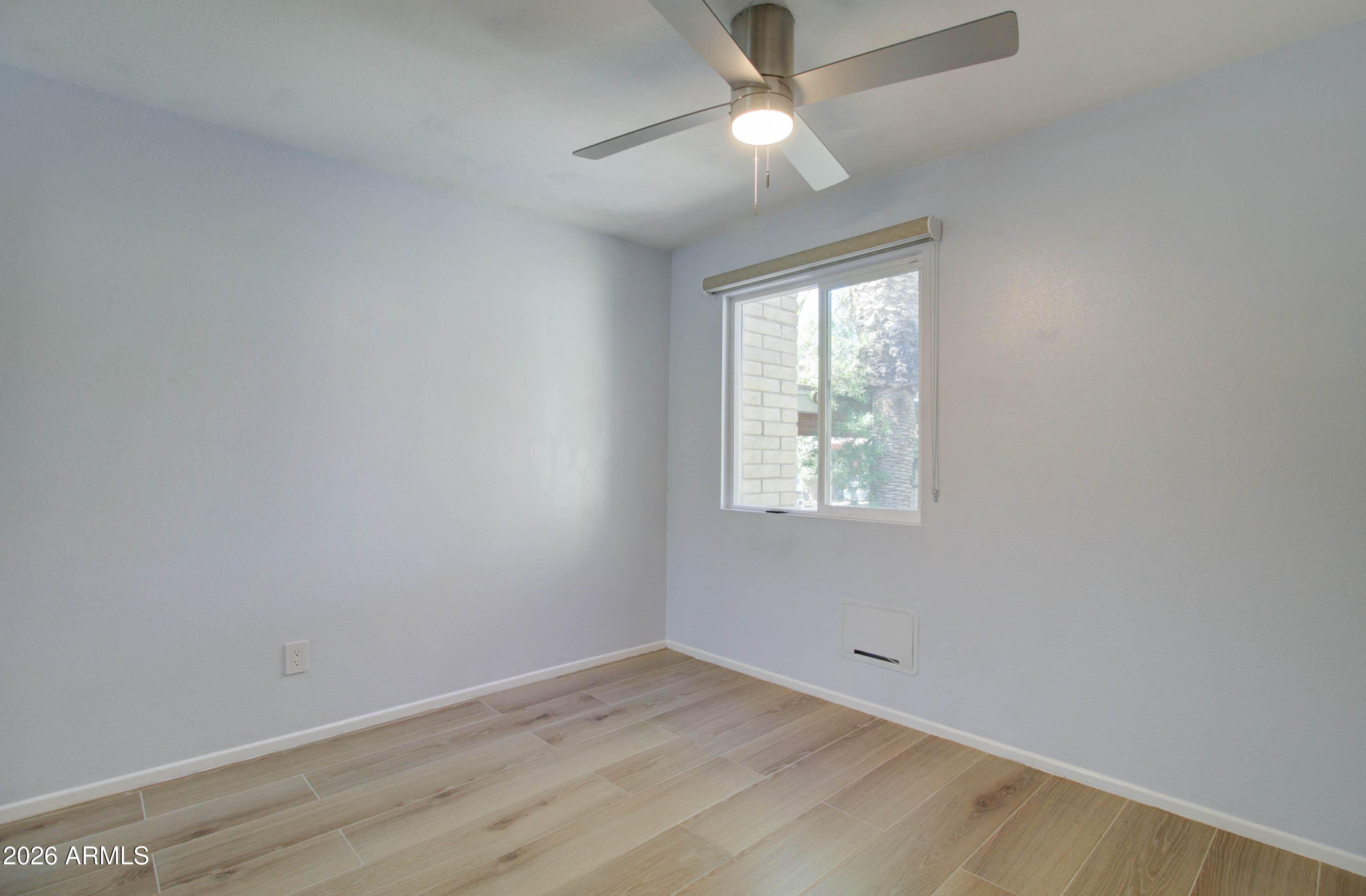 5165 East Monte Vista Road Phoenix, AZ 85008 - Photo 12 of 23 5165 E Monte Vista Rd-17