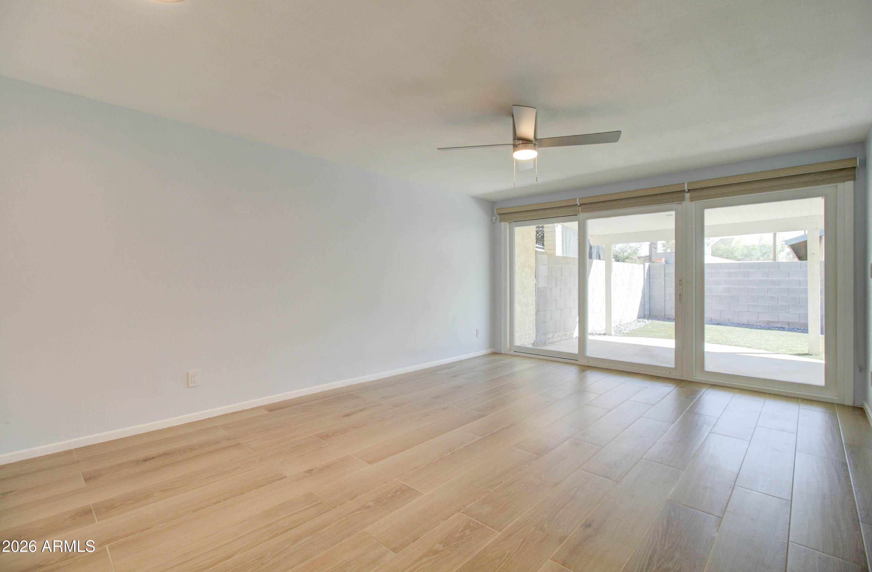 5165 East Monte Vista Road Phoenix, AZ 85008 - Photo 6 of 23 5165 E Monte Vista Rd-6