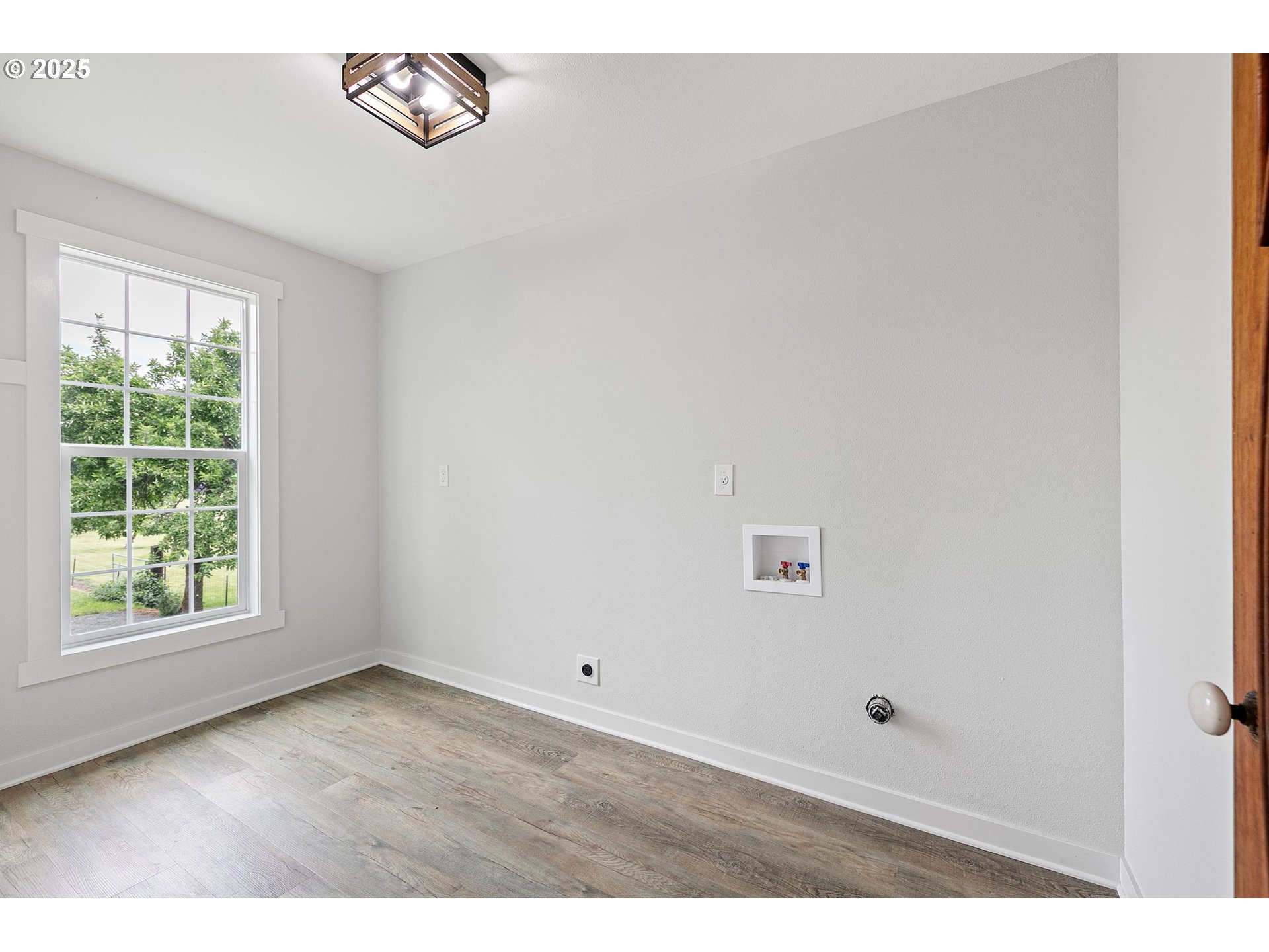 261 1st Street Yoncalla, OR 97499 - Photo 32 of 46 Gallery Image 32