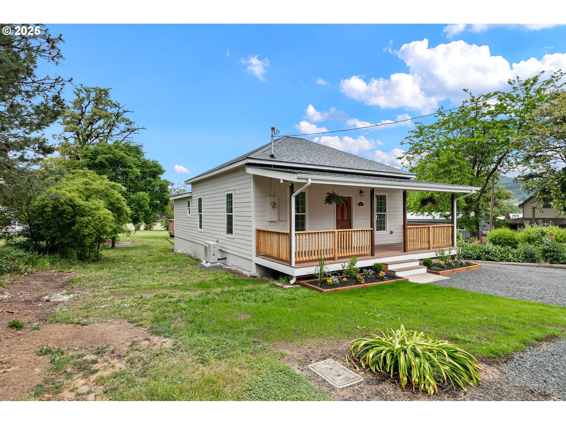 261 1st Street Yoncalla, OR 97499 - Photo 41 of 46 Gallery Image 41
